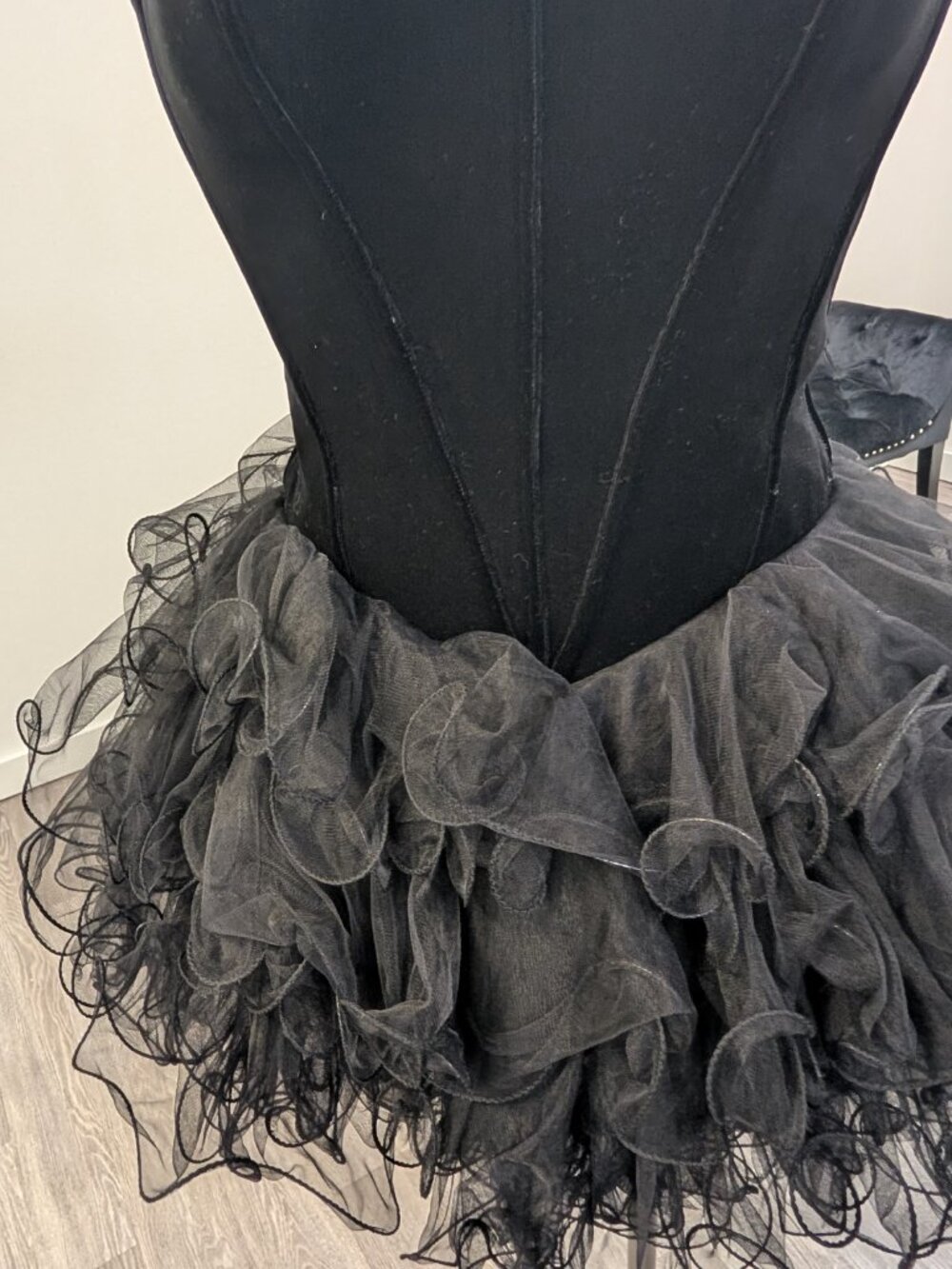 Sherri Hill #55828 black cocktail dress size 2 - Picture 3 of 4